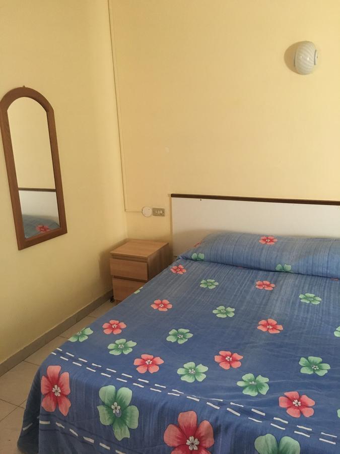 B&B Baia Dello Stretto Gallico Marina Экстерьер фото